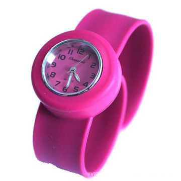 Yxl-878 Prix de gros de haute qualité Montre à lame de silicone Watch Shiny Face 12numbers Slap Watch